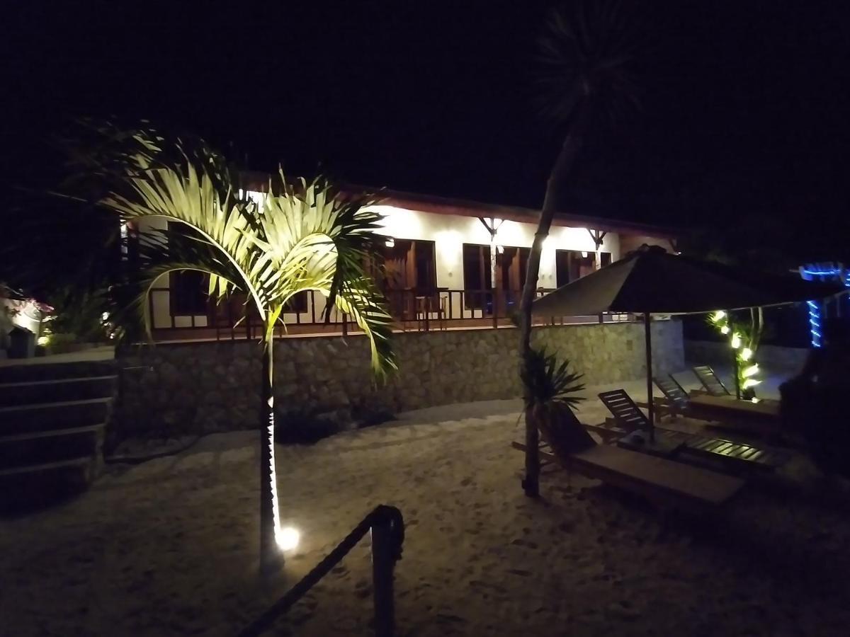 Double'A Beach House Lembongan Esterno foto