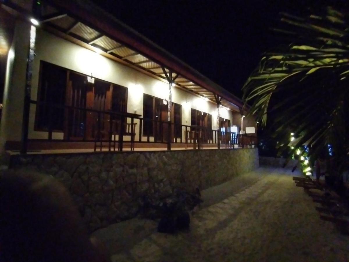 Double'A Beach House Lembongan Esterno foto